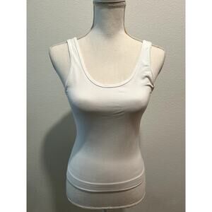 DKNY Womens White Tank Top Size XS Stretch Nylon Blend Comfy Seamless Smooth